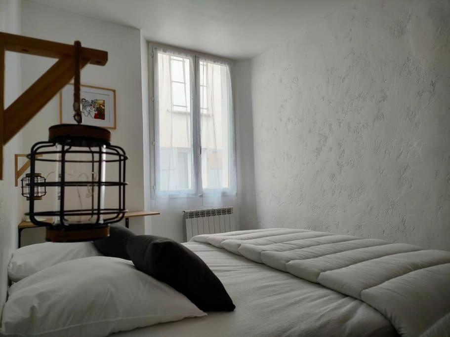 Appartement Au Coeur Du Village Sisteron Esterno foto